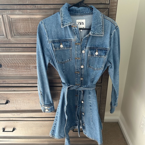 Zara Dresses & Skirts - Zara denim dress